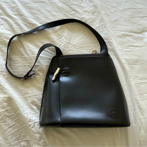 Longchamp Handbags - Longchamp black leather vintage Roseau shoulder bag crossbody